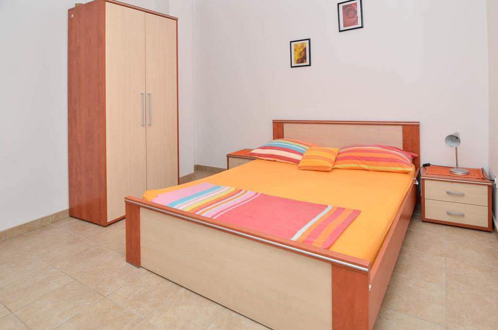 Apartments Karla Orebić Zimmer foto