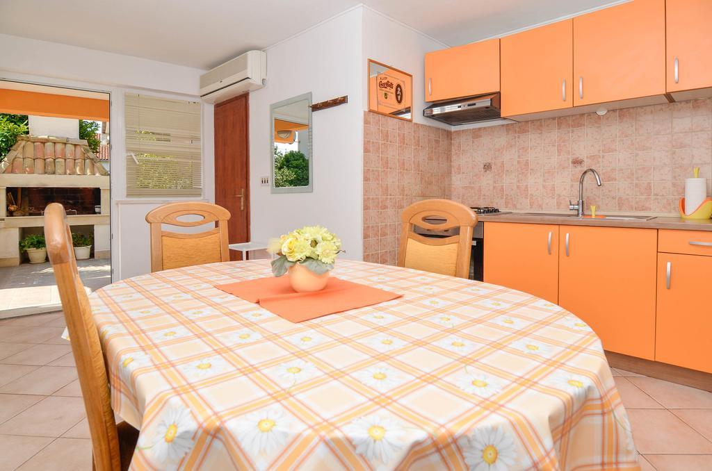 Apartments Karla Orebić Zimmer foto